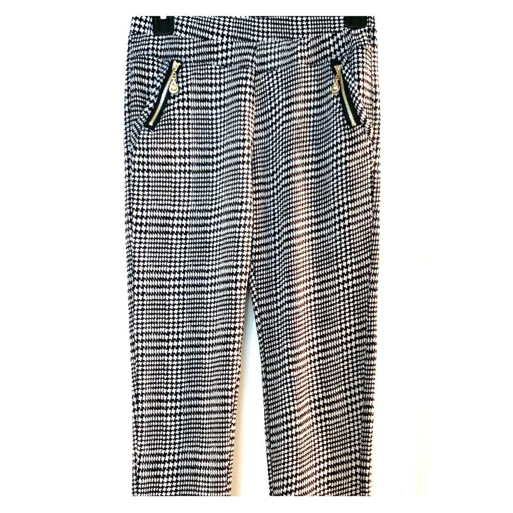 Black&White checkered leggings w/ gold zipper
